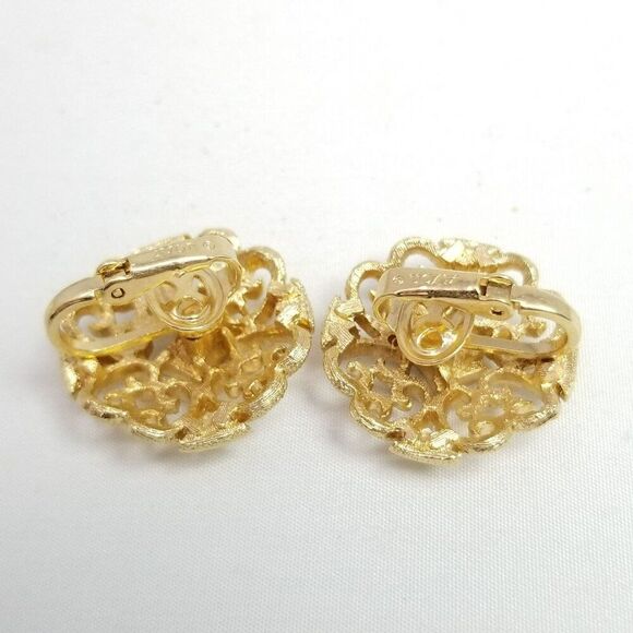 Vintage Avon Gold Tone Scroll Design Clip On Earrings, 80s Style, Signed, Estate - Picture 3 of 7